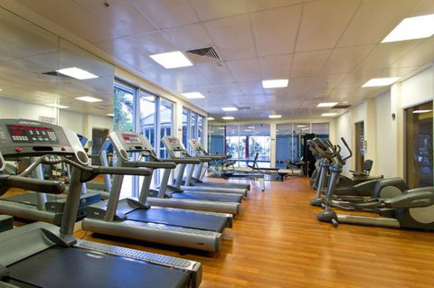 Beach Stay - Ocean & Riverview Resort Chevron Renaissance Central Surfers Paradise - Holiday Adelaide 28