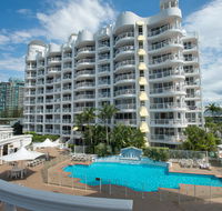 Broadbeach Holiday Apartments - Holiday Adelaide