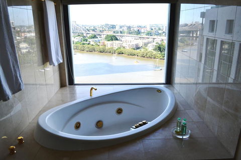 Stamford Plaza Brisbane - Holiday Adelaide 41