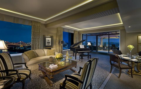 Stamford Plaza Brisbane - Holiday Adelaide 5