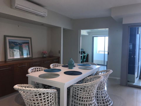 Proximity Waterfront Apartments - Holiday Adelaide 16