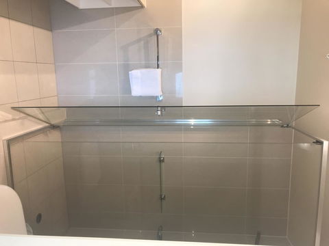 Proximity Waterfront Apartments - Holiday Adelaide 10