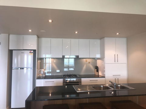 Proximity Waterfront Apartments - Holiday Adelaide 7