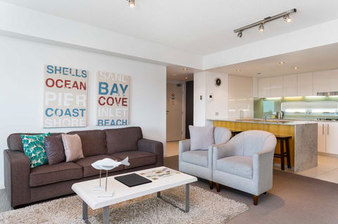 Proximity Waterfront Apartments - Holiday Adelaide 32