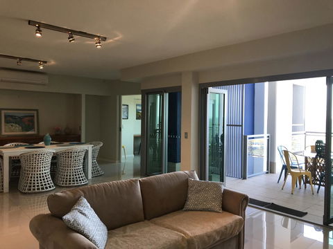 Proximity Waterfront Apartments - Holiday Adelaide 17