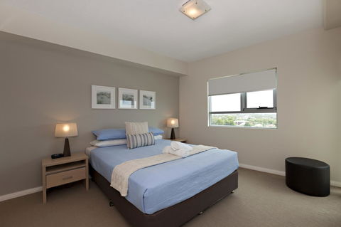 Proximity Waterfront Apartments - Holiday Adelaide 29