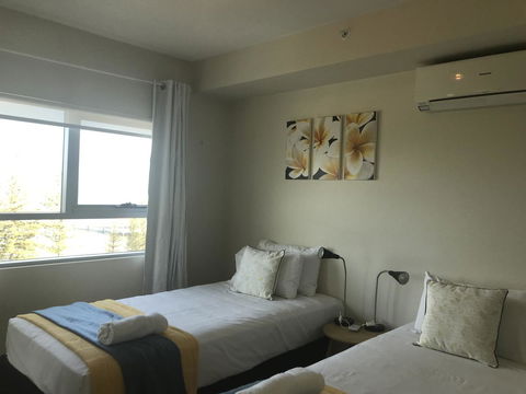 Proximity Waterfront Apartments - Holiday Adelaide 15