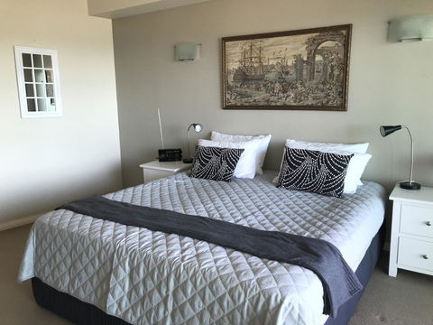 Proximity Waterfront Apartments - Holiday Adelaide 19