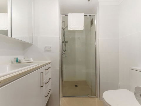 Sunbird Beach Resort Main Beach - Holiday Adelaide 29