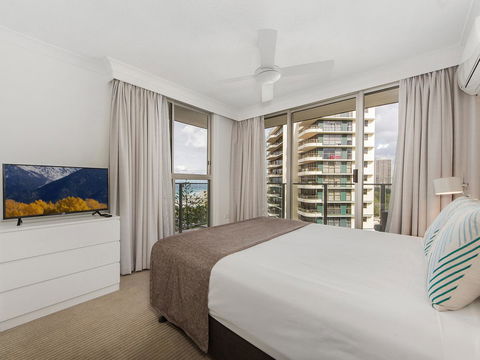 Sunbird Beach Resort Main Beach - Holiday Adelaide 30