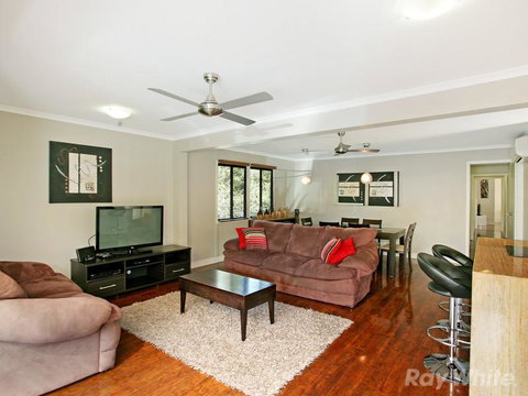 Beach House On Jones Parade, Central Coolum Beach - Holiday Adelaide 4