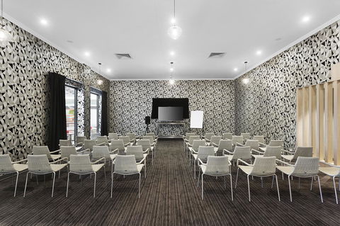 Ibis Mackay - Holiday Adelaide 21