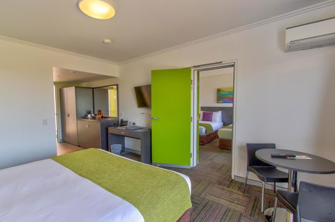 Mackay Oceanside Central Hotel Official - Holiday Adelaide 12