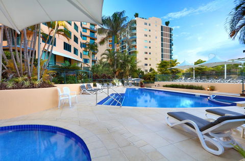 Peninsular Beachfront Resort - Holiday Adelaide 12