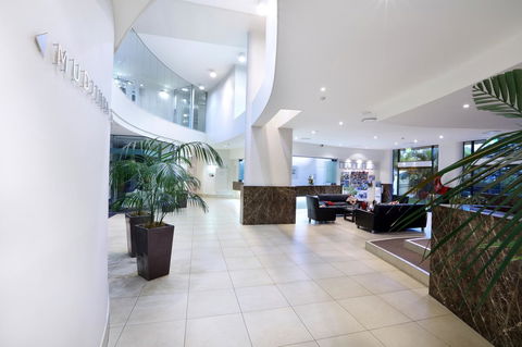 Peninsular Beachfront Resort - Holiday Adelaide 19