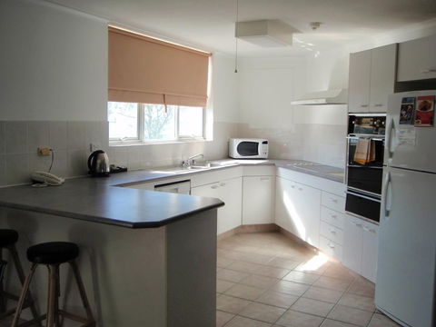 Grosvenor Beachfront Apartments Surfers Paradise - Holiday Adelaide 19