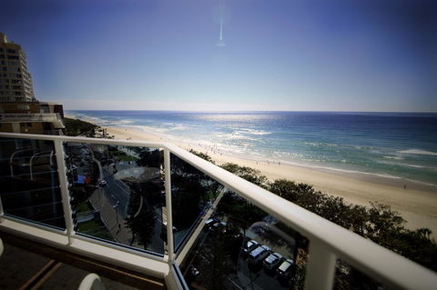 Grosvenor Beachfront Apartments Surfers Paradise - Holiday Adelaide 0