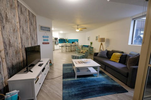Sanctuary Beach Retreat - Holiday Adelaide 15