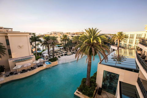 Imperial Hotel Gold Coast - Holiday Adelaide 1