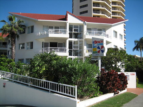 Le Beach Apartments - Holiday Adelaide 11