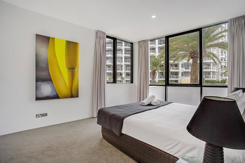 Aria Apartments - Holiday Adelaide 8