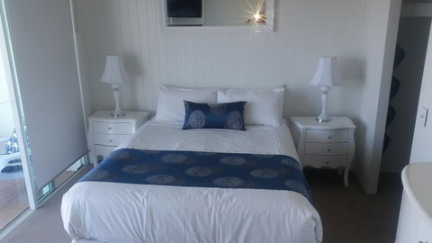 Crystal Bay On The Broadwater - Holiday Adelaide 29