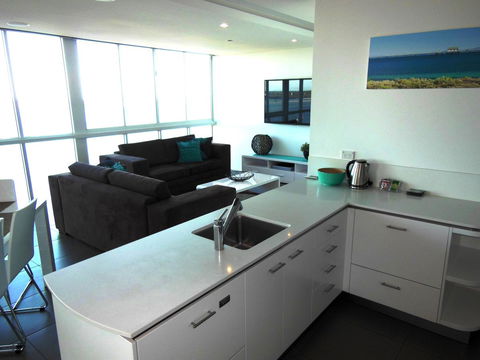 Crystal Bay On The Broadwater - Holiday Adelaide 27