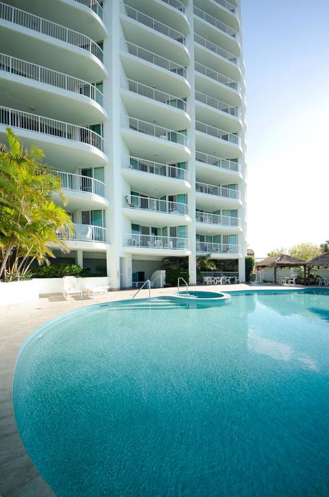 Crystal Bay On The Broadwater - Holiday Adelaide 5