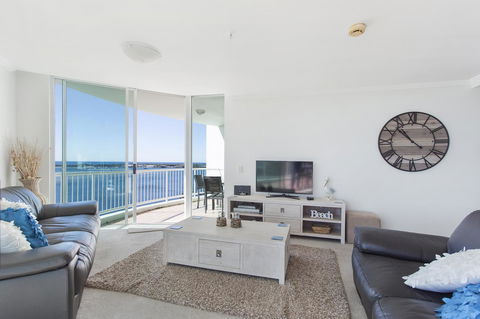Crystal Bay On The Broadwater - Holiday Adelaide 40
