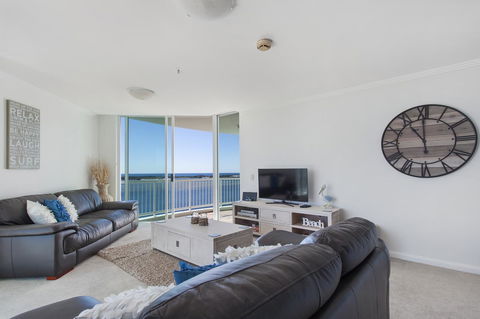Crystal Bay On The Broadwater - Holiday Adelaide 38
