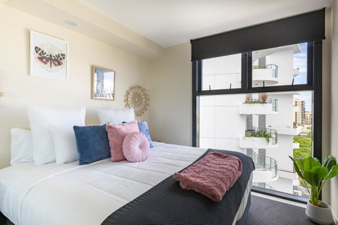 Sunset Retreat Mooloolaba - Holiday Adelaide 23