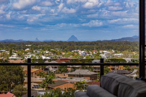 Sunset Retreat Mooloolaba - Holiday Adelaide 16