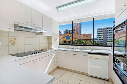 ULTIQA Beach Haven On Broadbeach - Holiday Adelaide 41