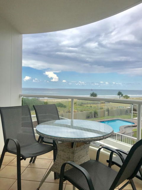 Regency On The Beach - Holiday Adelaide 9