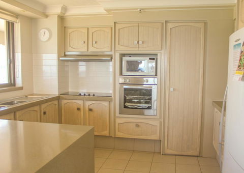 De Ville Apartments - Holiday Adelaide 11