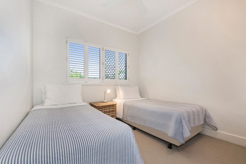 Mirra Chana - Holiday Adelaide 13