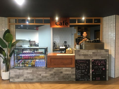 Woodroffe Hotel - Holiday Adelaide 3