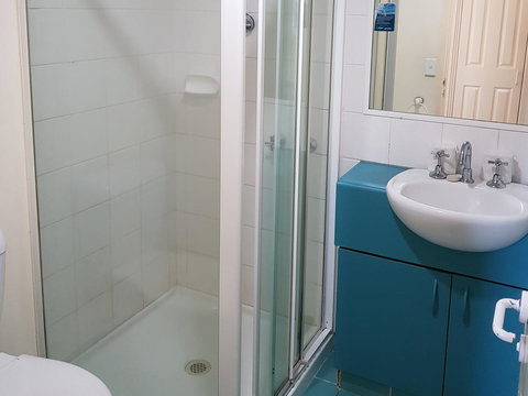 Surfers Beach Resort One - Holiday Adelaide 30