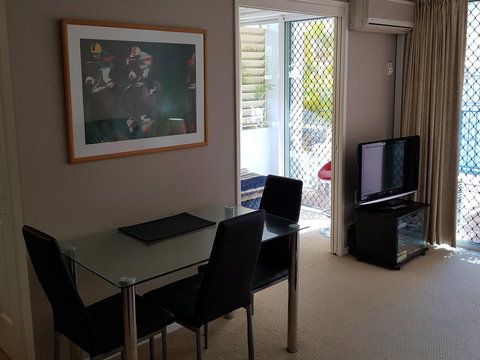 Surfers Beach Resort One - Holiday Adelaide 19