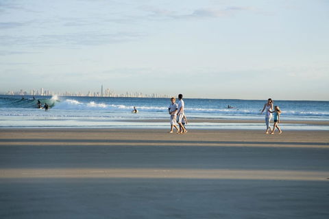 Kirra Beach Apartments - Holiday Adelaide 11