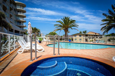 Kirra Beach Apartments - Holiday Adelaide 0