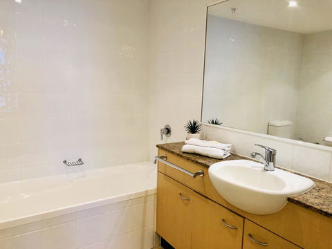 Kirra Beach Apartments - Holiday Adelaide 6