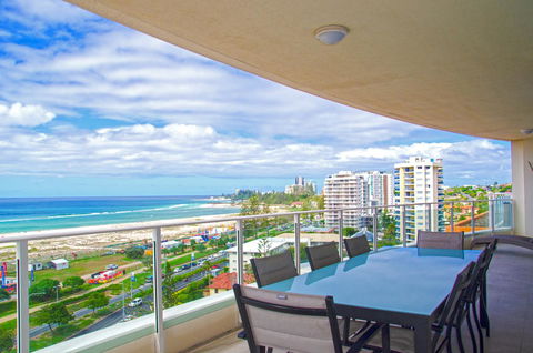 Kirra Surf Apartments - Holiday Adelaide 26