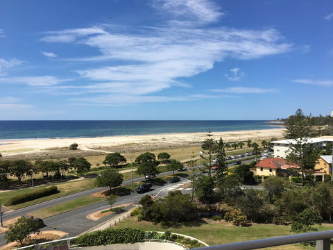Kirra Surf Apartments - Holiday Adelaide 28