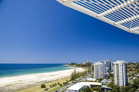 Kirra Surf Apartments - Holiday Adelaide 0