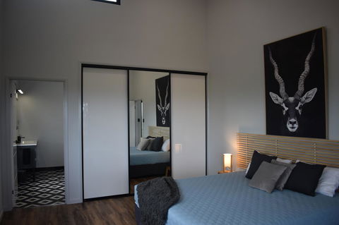 Ironbark House - Holiday Adelaide 25