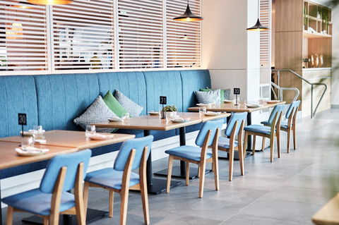 Novotel Cairns Oasis Resort - Holiday Adelaide 7