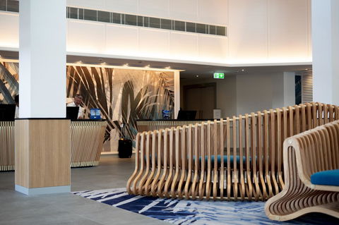 Novotel Cairns Oasis Resort - Holiday Adelaide 13