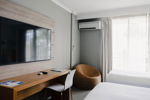 Novotel Cairns Oasis Resort - Holiday Adelaide 26