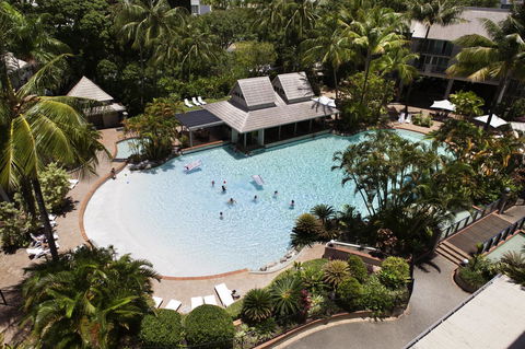 Novotel Cairns Oasis Resort - Holiday Adelaide 37